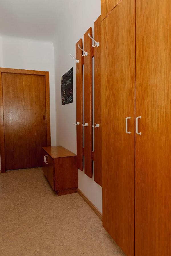 Beautiful 2-Bedroom Apartment Near Schoenbrunn Vienna Exterior photo